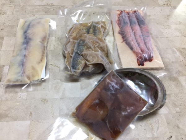 マルケイ鮮魚さんからのお土産たち